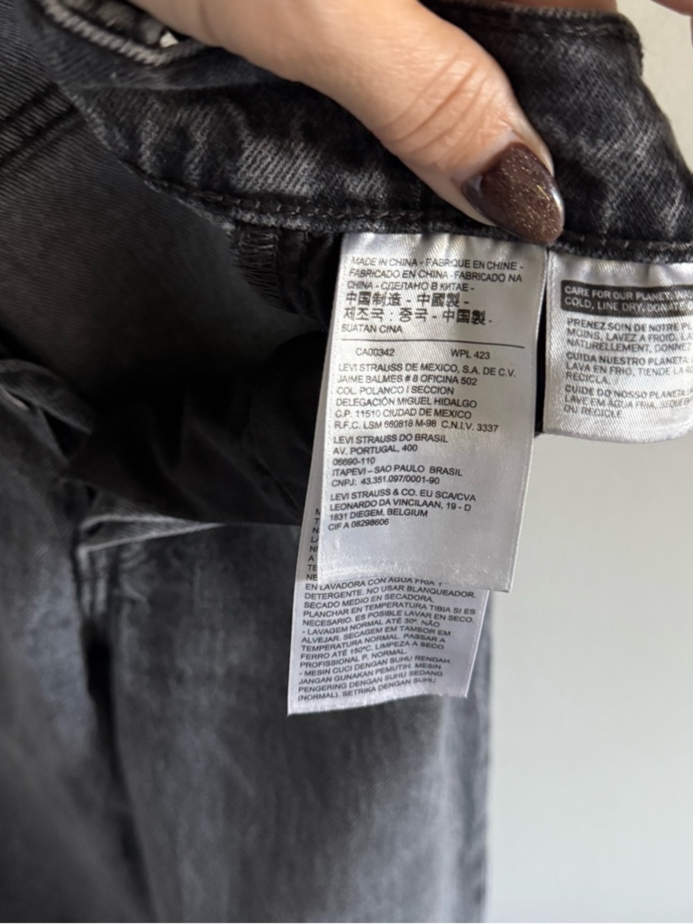 Levi’s Ribcage Flare washed black denim full length jean | Size 25 - Picture 8 of 11